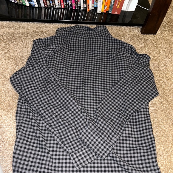 Men’s black and grey flannel - Picture 2 of 3